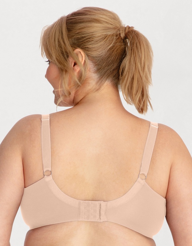 Ava & Audrey  - Underbliss by Ava & Audrey Invisibliss Moulded Microfibre Underwire Bra