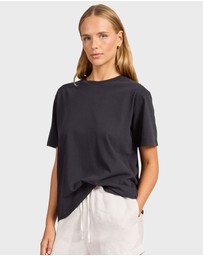 Academy Brand - Jimmy Boyfriend Tee