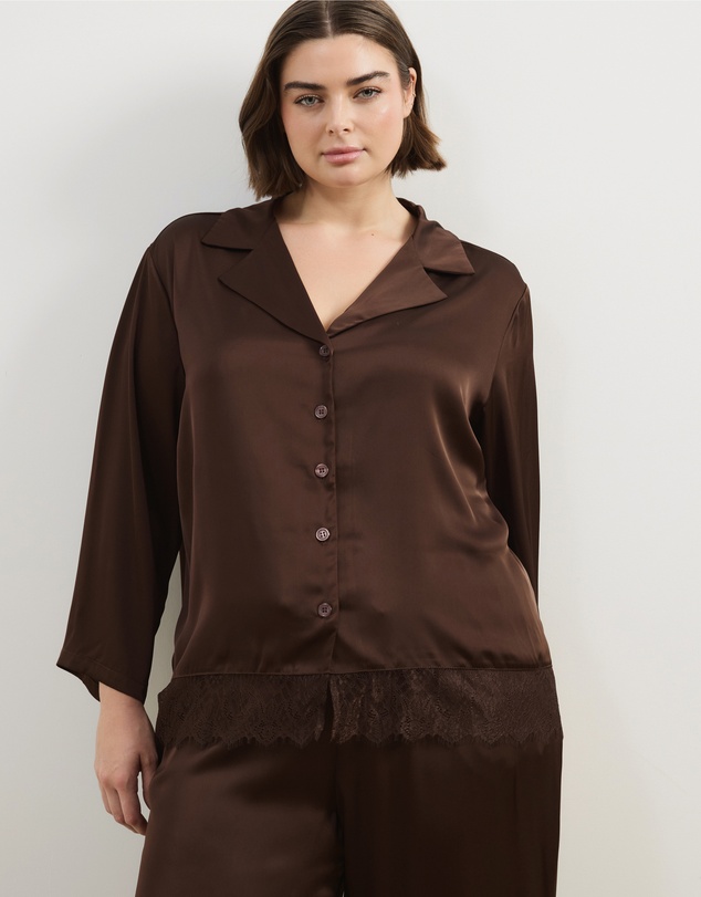 Atmos&Here Curvy - Pearl Lace Trim Long Sleeve Satin Pyjama Set