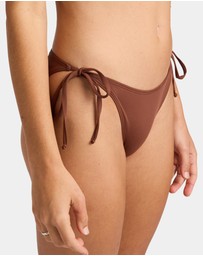 Roxy - Womens SD Beach Classics Tie Side Bikini Bottom