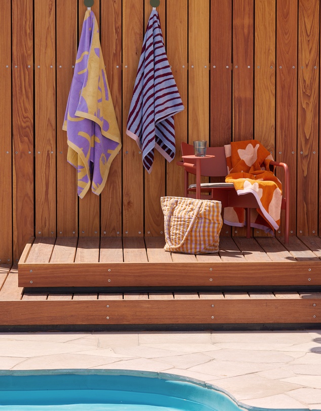 Mosey Me - Tulip Towel Sheet