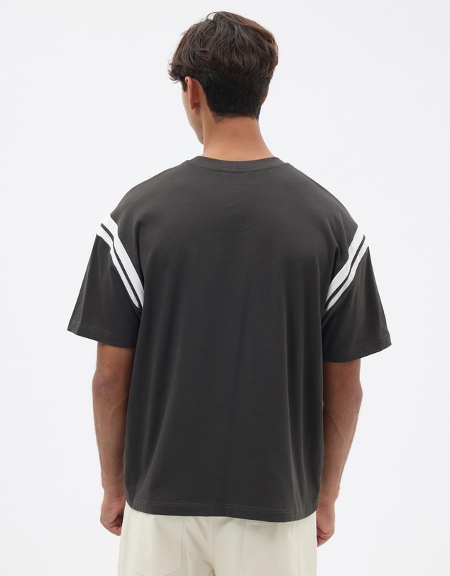 AERE - Contrast Sleeve Tee