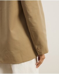 Atmos&Here - Fenna Trench Coat