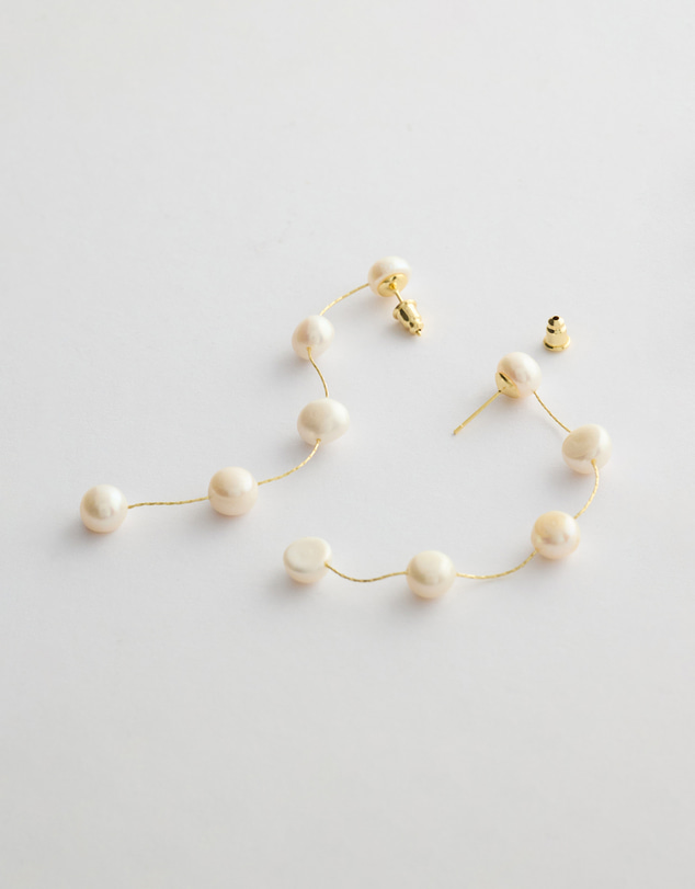 Moira Hughes - The White Label - The Lola Pearl Drop Earrings