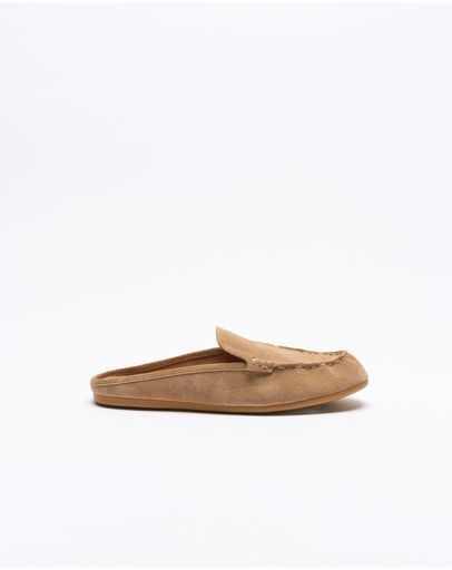 Tan
