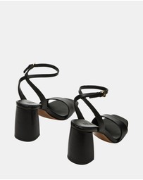 Steve Madden - Messa Black Leather Heels