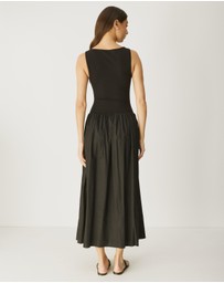 Atmos&Here - Amy Contrast Midi Dress