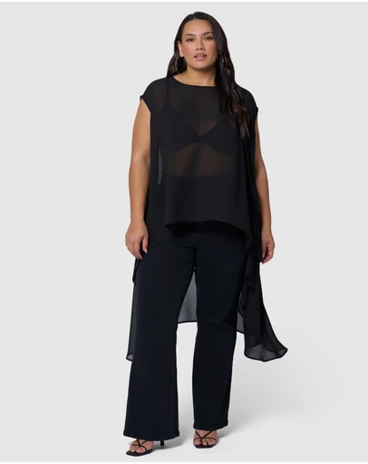 Sunday In The City - Lowkey Cape Tee