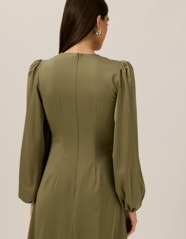 Tussah - Florence LS Satin Midi Dress
