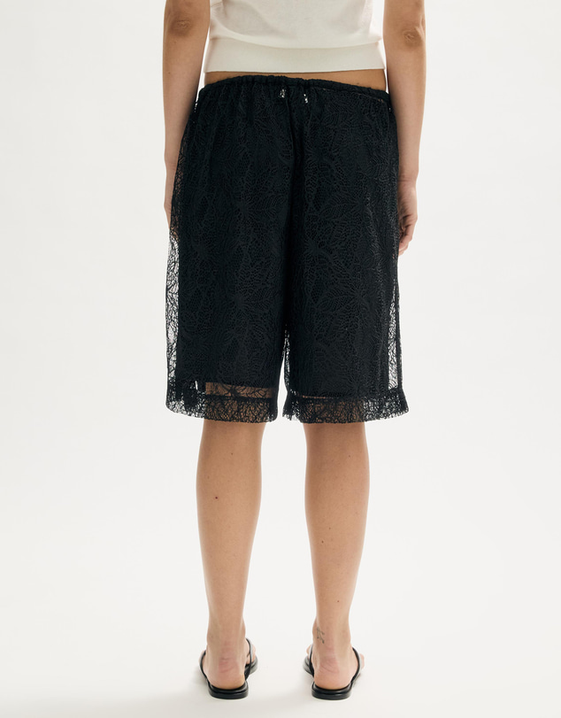 Minima Esenciales - Esra Lace Shorts