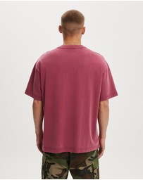 Cotton On - Box Fit T-Shirt