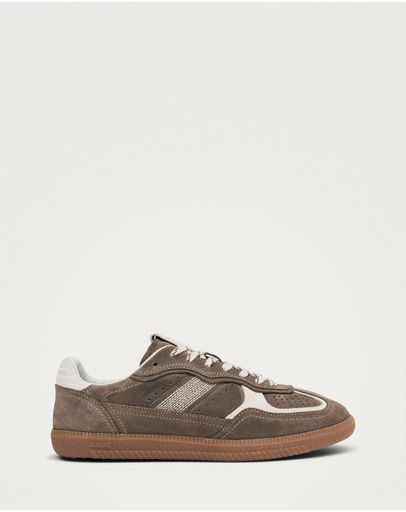 Taupe