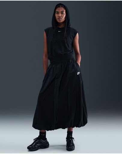 Black & Sail