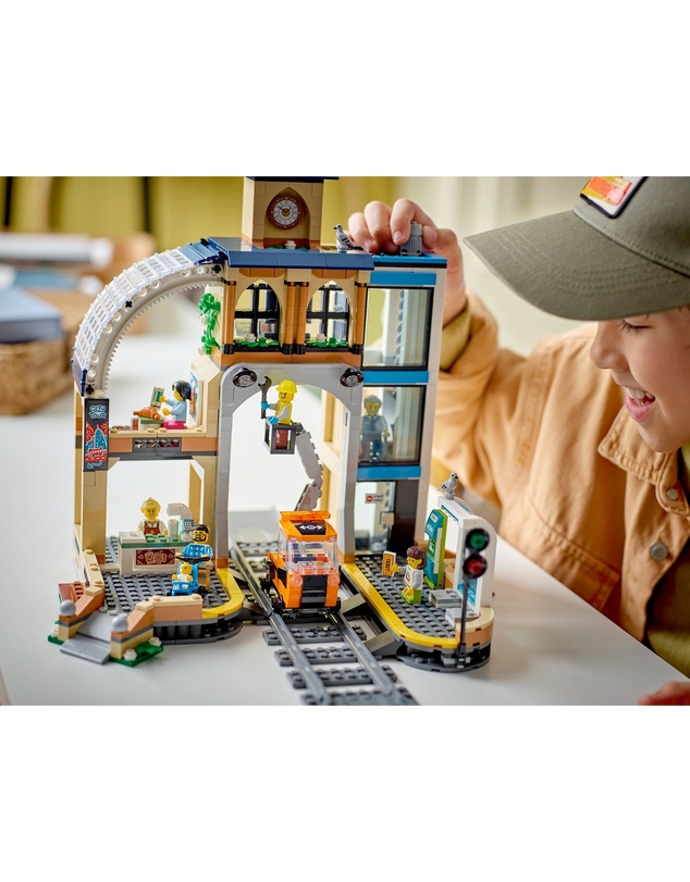 LEGO - 60469 Central Train Station