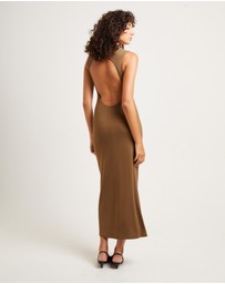 Alice In The Eve - Dahlia Curve Cut Out Maxi Dress