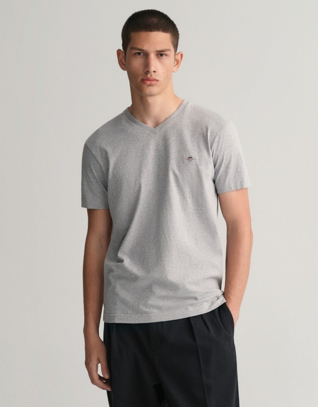 Gant - Slim Fit Shield V-Neck T-Shirt