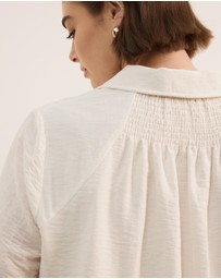 Atmos&Here Curvy - Josie Linen Blend Short Sleeve Shirt