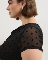 Atmos&Here Curvy - Sara Polkadot Mesh Midi Dress With Cap Sleeve