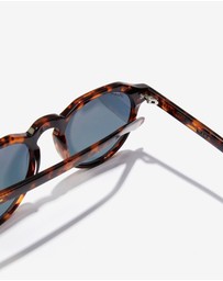 Hawkers Co - HAWKERS - Carey Rose Gold WARWICK X Sunglasses for Men and Women UV400