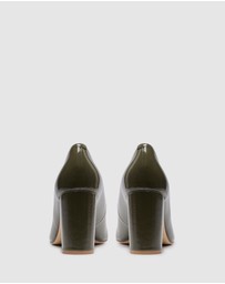 Nine West - Victors