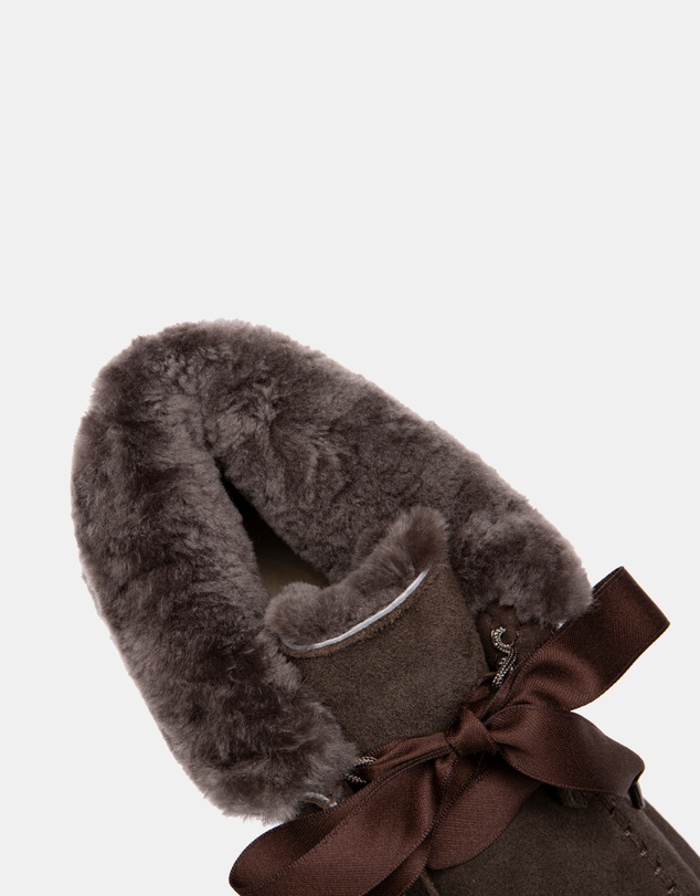 EVERAU - Australian Shepherd Ugg Cozira Cow Suede Upper UGG Boots