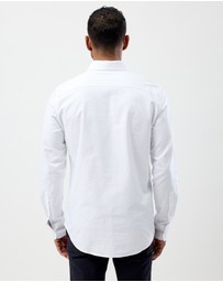 Wayver - The Essential Oxford Shirt