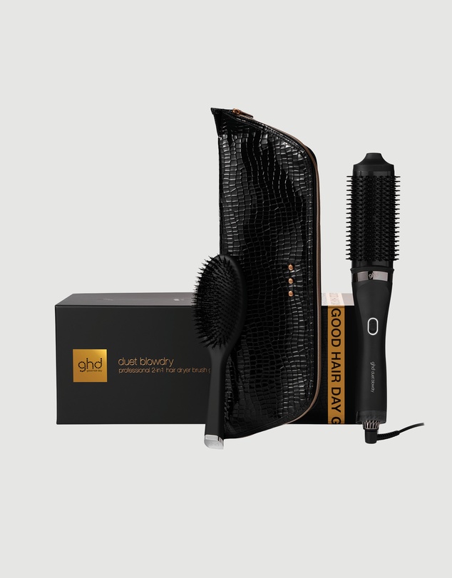ghd - duet blowdry 2 in 1 Hair Dryer Brush Gift Set in Black (Valued at $702)