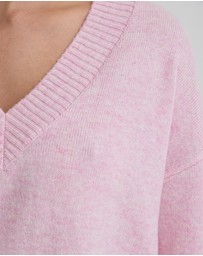Oxford - Astrid V Neck