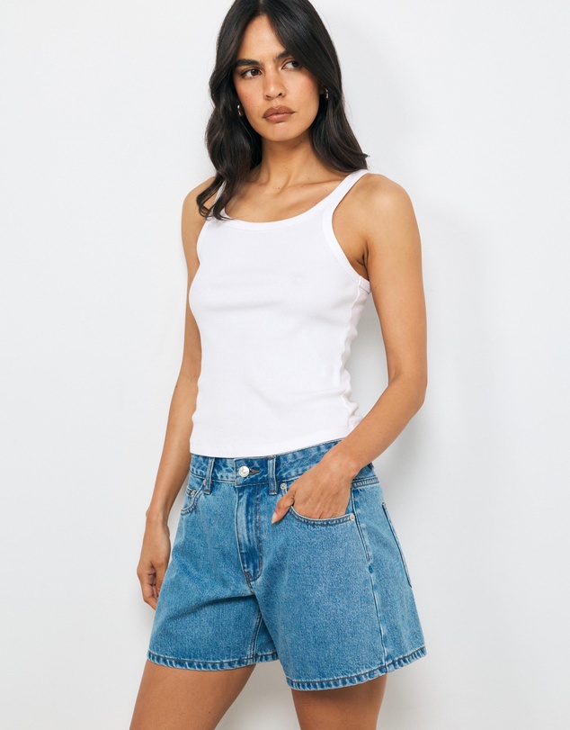 AERE - Liv Mid Rise Relaxed Shorts