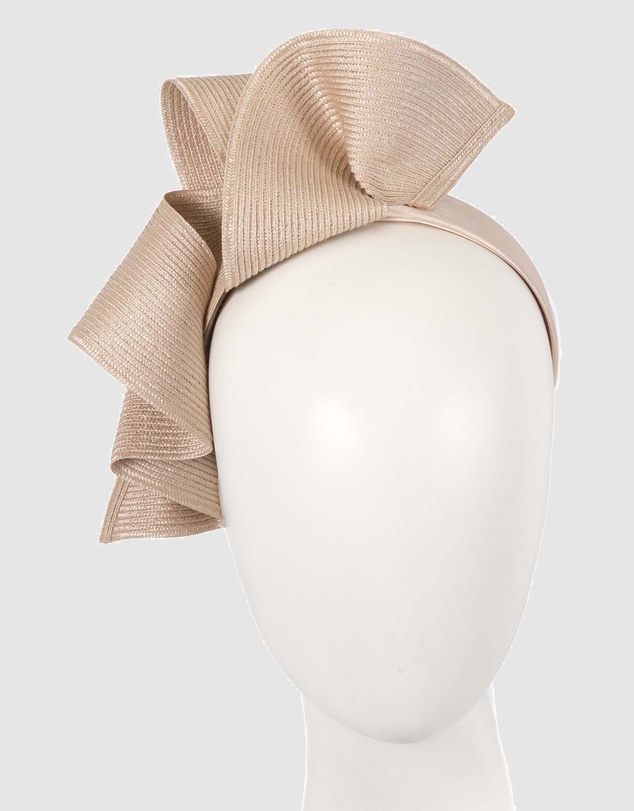 Max Alexander - Large Wavy Nude Racing Fascinator