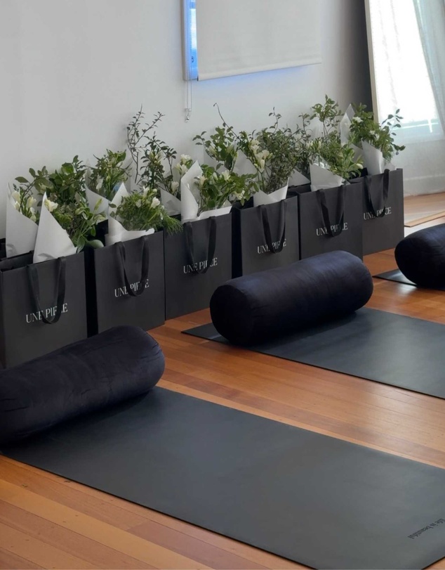 UNE PIECE - Yoga Bolster