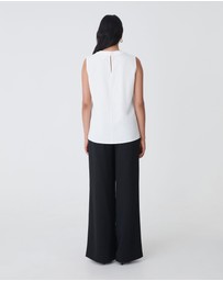 Forcast - Amour Round Neck Top
