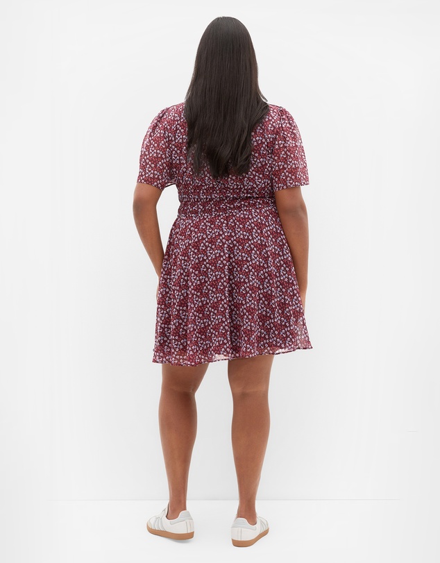 City Chic - Plus size Cara Ditsy Print Mini Dress - berry