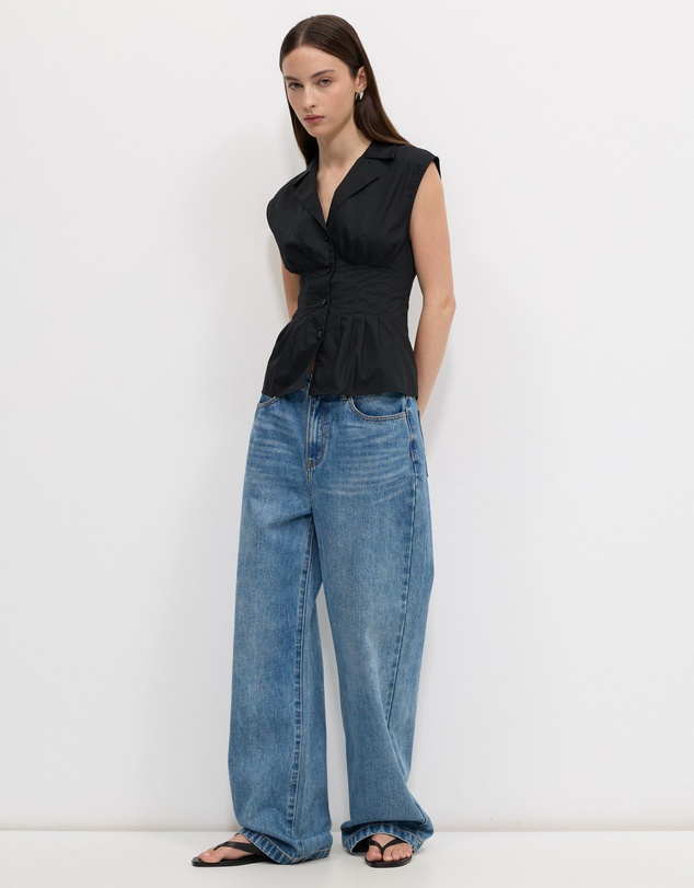 Calli - Tucked Sleeveless Shirt