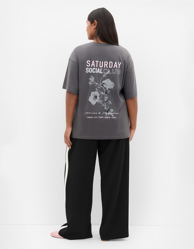 City Chic - Plus size Chill Social Club Tee - slate