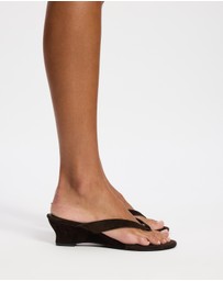 AERE - Suede Wedge Heel Thongs