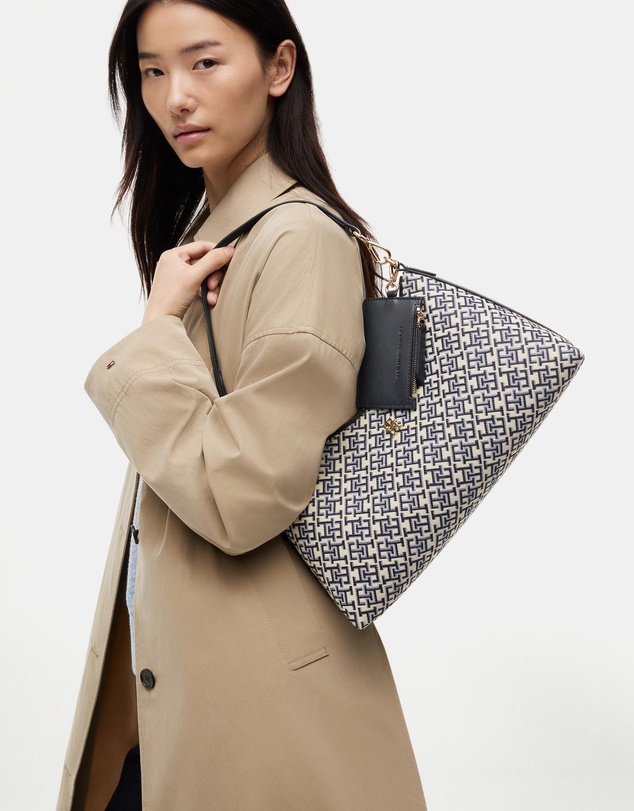 Tommy Hilfiger - Icon Jacquard Shoulder Bag
