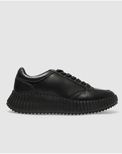 BLACK/BLACK