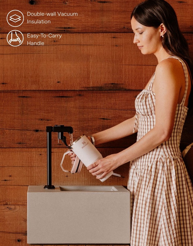 Stanley 1913 - The IceFlow™ Flip Straw 2.0 Tumbler 30oz