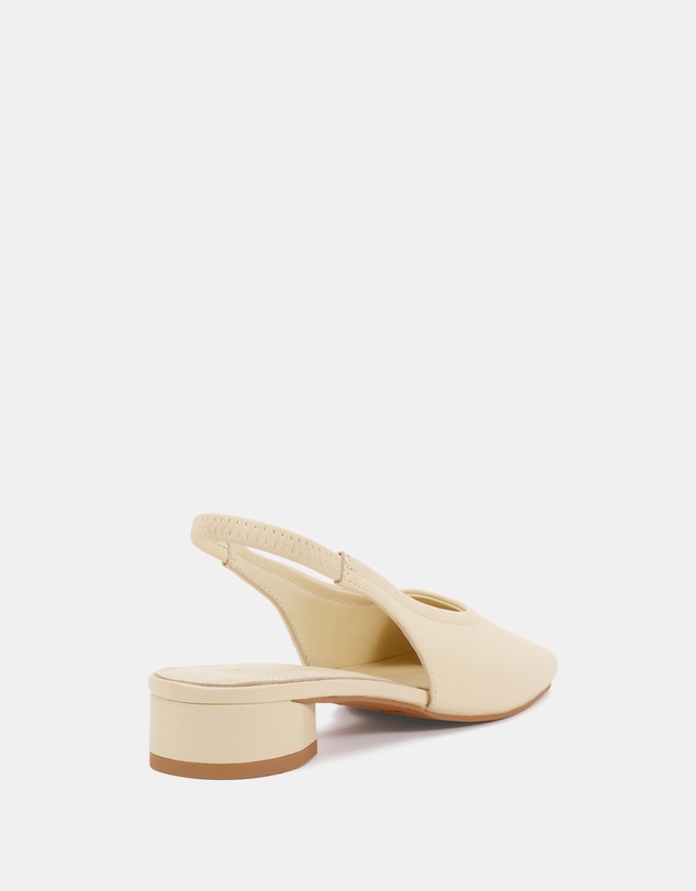 Miss Sofie - Notch Heels