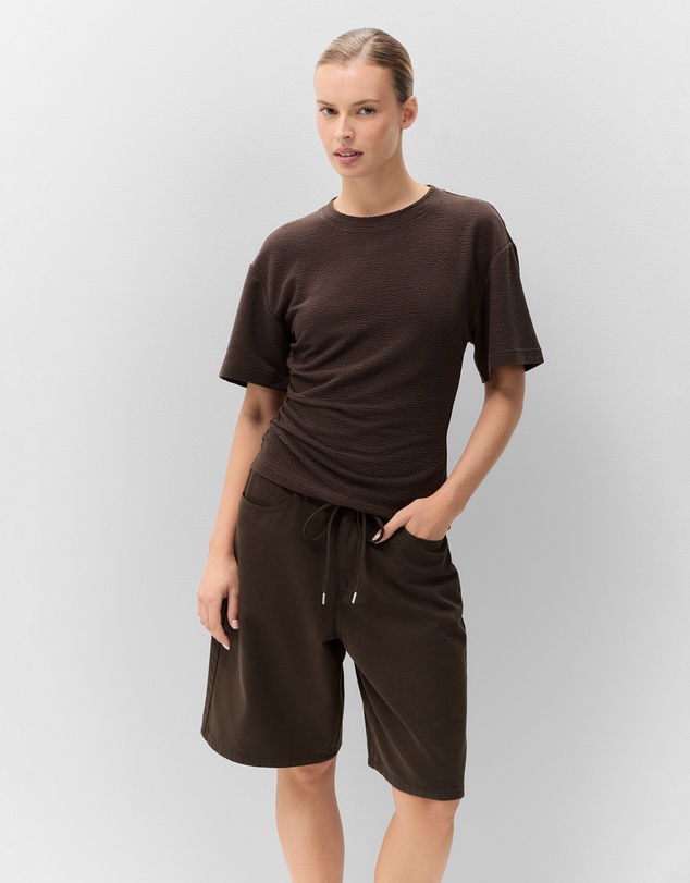 UNISON - Textured Tuck Detail Tee