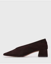 Betts - Alora Block Heel Ballet Pumps