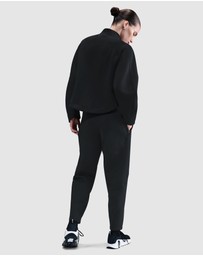 Nike - Universa Dri-FIT Quarter Zip Top