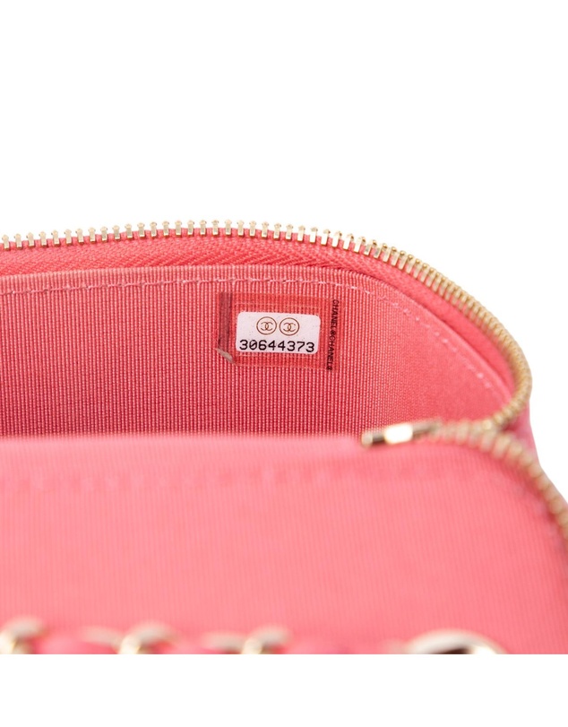 Pre-Loved by Azura Reborn - Pre-Loved Mini Quilted Lambskin Top Handle Vanity Case With Chain