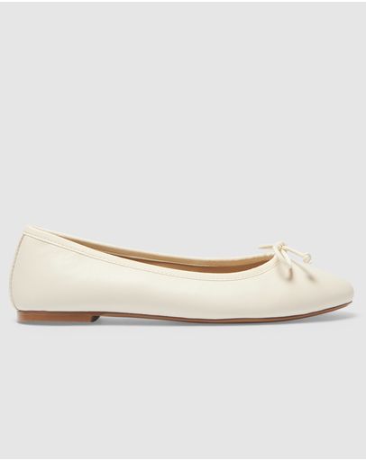 IVORY GLOVE