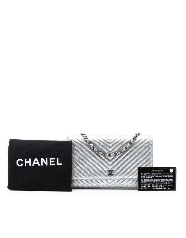 Pre-Loved by Azura Reborn - Pre-Loved CC Chevron Metallic Lambskin Wallet On Chain