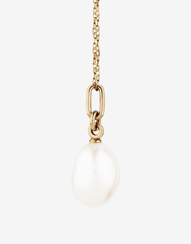 Michael Hill - Pendant with Cultured Freshwater Baroque Pearl in 10kt Yellow Gold