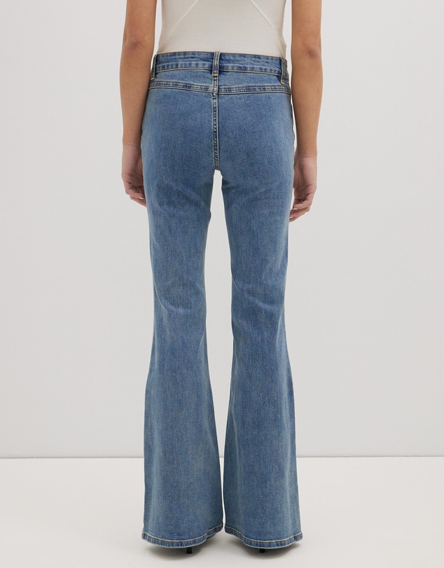 Dazie - Rise Up Mid Rise Stretch Bootcut Jeans