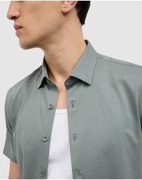 Politix - Travel Performance Short Sleeve Shirt