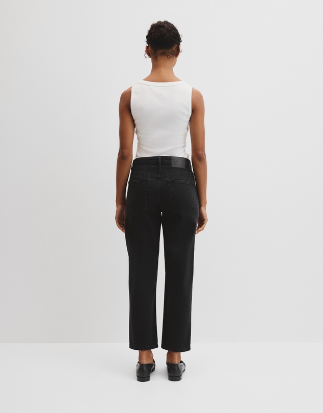 Country Road - Classic Mid Rise Straight Jean